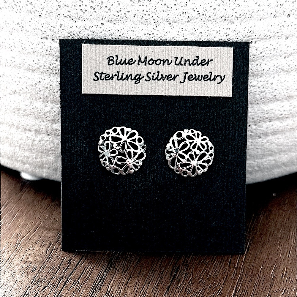 925 Sterling Silver Flower Stud Earrings! NEW!